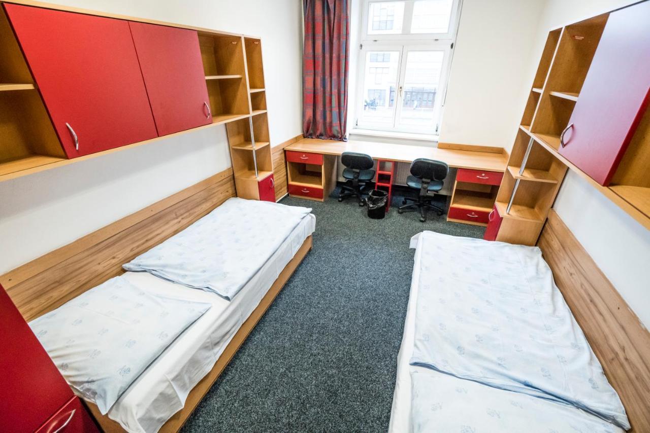 Hostel Masarykova 프라하 외부 사진