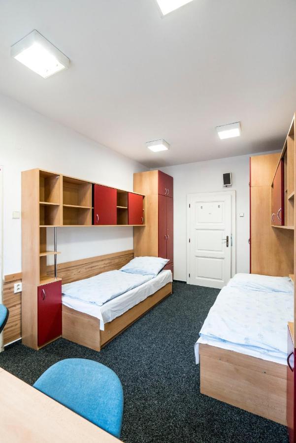 Hostel Masarykova 프라하 외부 사진