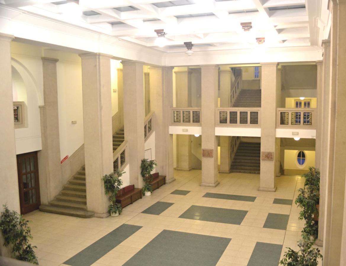 Hostel Masarykova 프라하 외부 사진